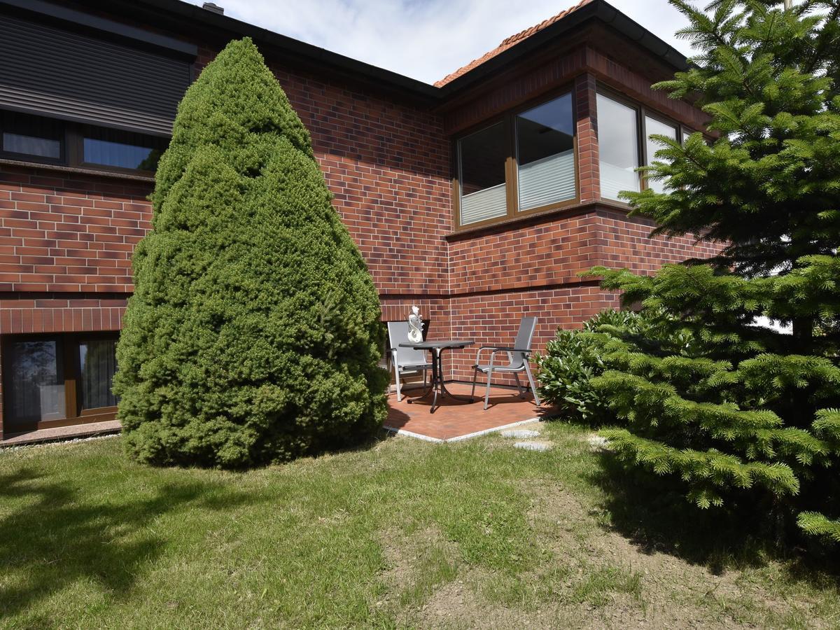 Modern Apartment In Kroepelin With Garden Екстериор снимка